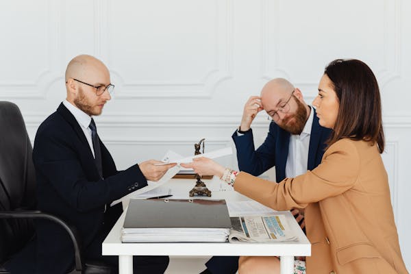 التوجهات الحديثة في شركات المحاماة
